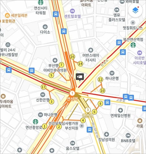 도로별 색상과 카메라 아이콘 확인